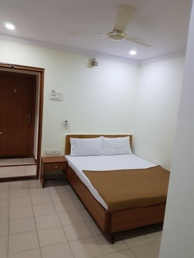 Hotel Super 뭄바이 외부 사진